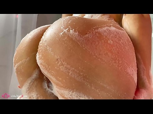 ❤️ Brunete masturbē makstiņu ar vibratoru līdz intensīvam orgasmam dušā ❤️ Kvalitatīvs porno pie lv.mass-pr.ru ❌❤