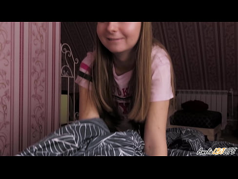 ❤️ Blondīne dziļi sūc savu BFF un saņem spermu mutē ❤️ Kvalitatīvs porno pie lv.mass-pr.ru ❌❤